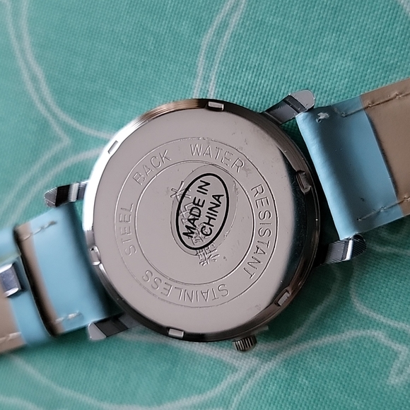 Hello Kitty Watch - Picture 4 of 6